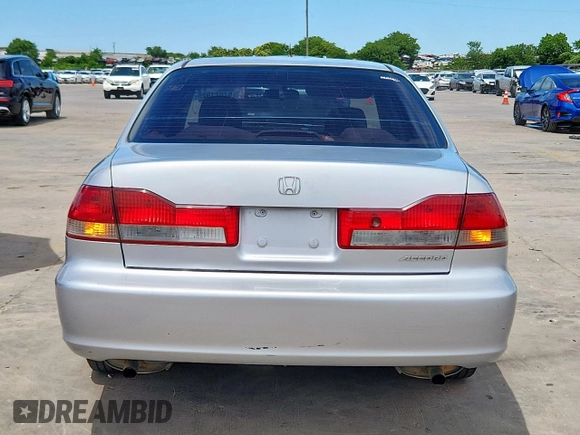 2001 Honda Accord LX z VIN 1HGCG16471A077440, wystawiony jako Copart lot #57621925 z przebiegiem 178 297 mil mil oraz Szkoda całkowita • Salvage title. Historia ofert i sprzedaży dostępna na DreamBid. Obrazek 6.