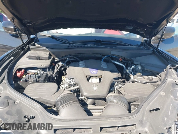 2023 Maserati Levante z VIN ZN661YUM3PX429958, wystawiony jako IAAI lot #41844196 z przebiegiem 19 878 mil mil oraz . Historia ofert i sprzedaży dostępna na DreamBid. Obrazek 10.