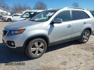 2013 Kia Sorento EX with VIN 5XYKU4A24DG390573, listed as a IAAI auction lot 41628998 with 137,145 mi miles and . Bid and sale history available at carsss.com. Image 17.