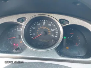 2003 Toyota Highlander z VIN JTEGD21A430065634, wystawiony jako IAAI lot #42071404 z przebiegiem 203 428 mil mil oraz . Historia ofert i sprzedaży dostępna na DreamBid. Obrazek 7.