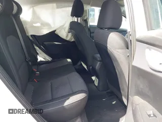 2024 Kia Forte LXS z VIN 3KPF24AD3RE819344, wystawiony jako IAAI lot #42247582 z przebiegiem 5 678 mil mil oraz . Historia ofert i sprzedaży dostępna na DreamBid. Obrazek 8.