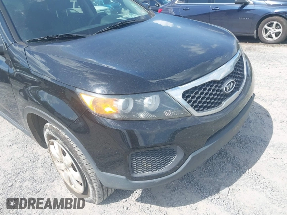 2013 Kia Sorento LX with VIN 5XYKT4A23DG310439, listed as a IAAI auction lot 42546201 with 234,287 mi miles and . Bid and sale history available at DreamBid. Image 6.