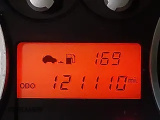2006 Hyundai Tiburon GT z VIN KMHHN65F56U225936, wystawiony jako IAAI lot #41695280 z przebiegiem 121 110 mil mil oraz . Historia ofert i sprzedaży dostępna na DreamBid. Obrazek 15.