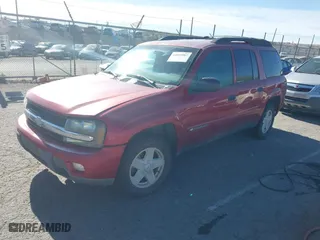 2003 Chevrolet TrailBlazer EXT LT with VIN 1GNET16SX36109215, listed as a IAAI auction lot 42055867 with 189,635 mi miles. Bid and sale history available at carsss.com. Image 2.