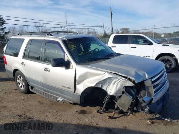 2007 Ford Expedition XLT with VIN 1FMFU155X7LA89024, listed as a IAAI auction lot 41754718 with 203,909 mi miles and . Bid and sale history available at DreamBid. Image 1.