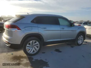 2022 Volkswagen Atlas Cross Sport 3.6L V6 SE w/Technology with VIN 1V2HE2CAXNC229780, listed as a Copart auction lot 47066115 with 60,911 mi miles and Salvage Title. Bid and sale history available at carsss.com. Image 3.