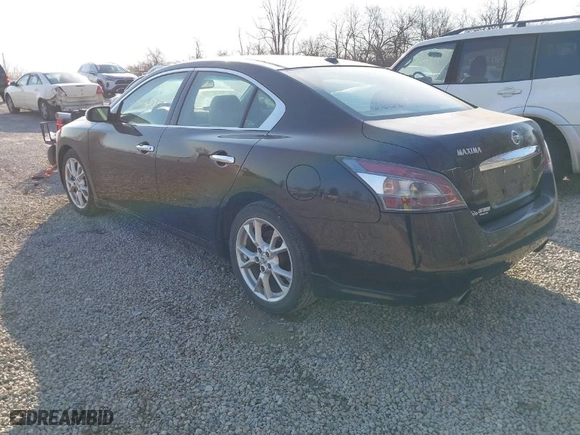 2012 Nissan Maxima 3.5 S with VIN 1N4AA5AP4CC841483, listed as a IAAI auction lot 41769087 with 187,600 mi miles. Bid and sale history available at carsss.com. Image 3.