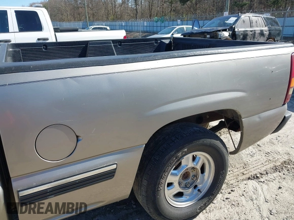 1999 Chevrolet Silverado 1500 with VIN 1GCEC14W8XZ104775, listed as a IAAI auction lot 41757246 with 1 mi miles. Bid and sale history available at carsss.com. Image 13.