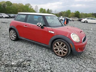 2008 MINI Hardtop S with VIN WMWMF73598TT87574, listed as a Copart auction lot 53399315 with 98,814 mi miles and Clean Title. Bid and sale history available at DreamBid. Image 4.