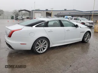 2017 Jaguar XJ with VIN SAJWA1C71H8W07643, listed as a Copart auction lot 48751954 with 35,035 mi miles. Bid and sale history available at carsss.com. Image 3.