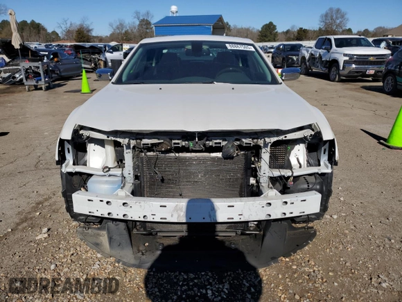 2016 Chrysler 300 with VIN 2C3CCAET1GH198305, listed as a Copart auction lot 88867505 with 101,795 mi miles and Salvage Title. Bid and sale history available at carsss.com. Image 5.