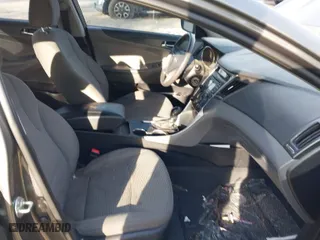 2012 Hyundai Sonata GLS with VIN 5NPEB4AC3CH377803, listed as a IAAI auction lot 42087284 with 170,992 mi miles. Bid and sale history available at carsss.com. Image 5.