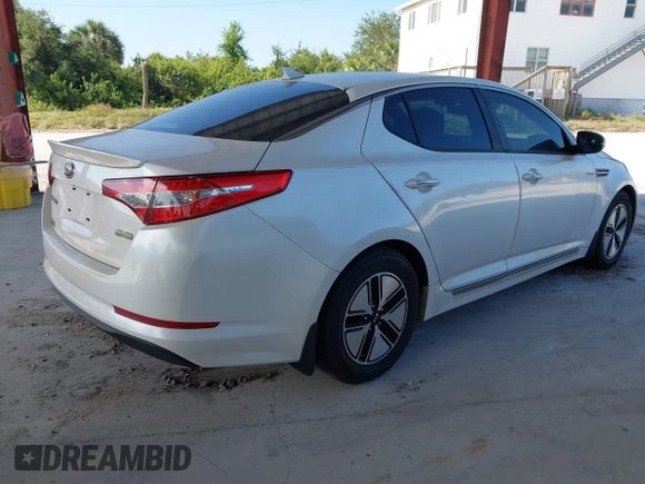 2013 Kia Optima EX z VIN KNAGM4AD7D5061931, wystawiony jako IAAI lot #42182535 z przebiegiem Nie podano mil oraz . Historia ofert i sprzedaży dostępna na DreamBid. Obrazek 4.
