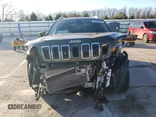 2019 Jeep Cherokee Latitude with VIN 1C4PJMCX0KD113213, listed as a Copart auction lot 49228805 with 49,085 mi miles and Salvage title. Bid and sale history available at DreamBid. Image 5.
