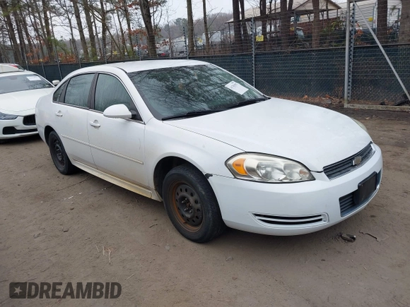2010 Chevrolet Impala Police Police z VIN 2G1WD5EMXA1256720, wystawiony jako IAAI lot #41783597 z przebiegiem 136 901 mil mil oraz . Historia ofert i sprzedaży dostępna na DreamBid. Obrazek 1.