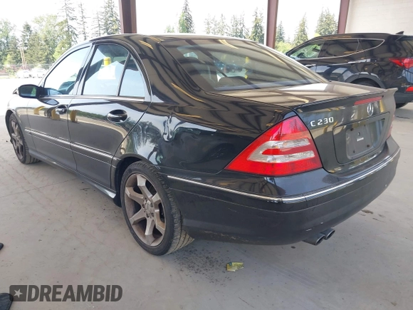 2007 Mercedes-Benz C 230 Sport z VIN WDBRF52H17F931750, wystawiony jako IAAI lot #42207507 z przebiegiem 164 202 mil mil oraz . Historia ofert i sprzedaży dostępna na DreamBid. Obrazek 3.