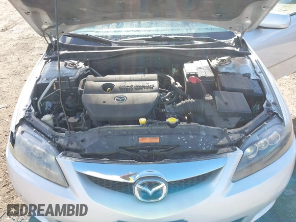 2006 Mazda 6 i with VIN 1YVFP80C165M62457, listed as a IAAI auction lot 41849081 with 172,372 mi miles. Bid and sale history available at carsss.com. Image 10.