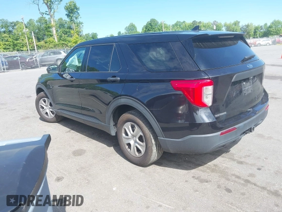 2020 Ford Police Interceptor Utility z VIN 1FM5K8AB4LGC36611, wystawiony jako IAAI lot #42199062 z przebiegiem 104 684 mil mil oraz . Historia ofert i sprzedaży dostępna na DreamBid. Obrazek 3.