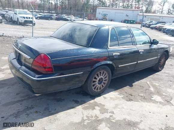 2009 Mercury Grand Marquis LS with VIN 2MEHM75V49X627916, listed as a IAAI auction lot 41825482 with NaN miles. Bid and sale history available at carsss.com. Image 4.