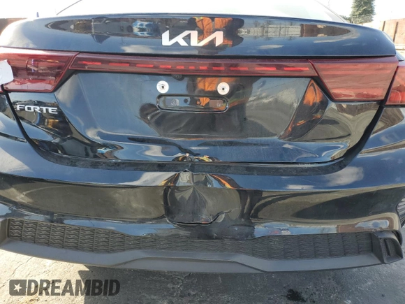 2024 Kia Forte LXS with VIN 3KPF24AD4RE735601, listed as a Copart auction lot 47137625 with 31,780 mi miles and Salvage Title. Bid and sale history available at carsss.com. Image 9.