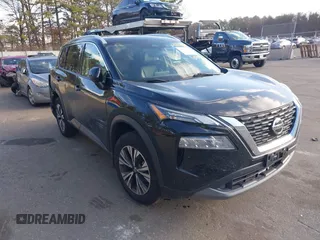 2021 Nissan Rogue SV z VIN 5N1AT3BBXMC768175, wystawiony jako IAAI lot #41240230 z przebiegiem 56 747 mil mil oraz . Historia ofert i sprzedaży dostępna na DreamBid. Obrazek 1.