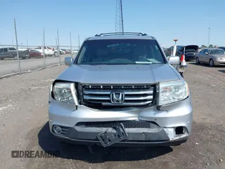 2013 Honda Pilot Touring with VIN 5FNYF3H95DB032438, listed as a IAAI auction lot 41865938 with 298,973 mi miles and . Bid and sale history available at DreamBid. Image 12.