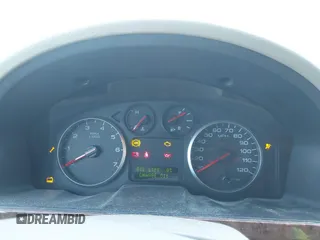 2006 Ford Five Hundred SEL с VIN 1FAHP24166G119142, выставлен на аукционе IAAI как лот 41100131 с пробегом Не указан миль и . История ставок и продаж доступна на DreamBid. Изображение 7.