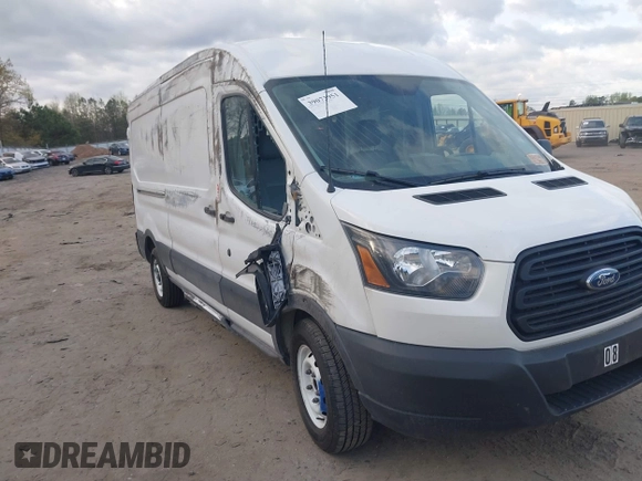 2019 Ford Transit with VIN 1FTYE2CM3KKB32479, listed as a IAAI auction lot 39073951 with Not Provided miles. Bid and sale history available at carsss.com. Image 1.