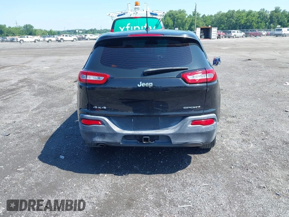 2015 Jeep Cherokee Sport z VIN 1C4PJMAB8FW610348, wystawiony jako IAAI lot #42532550 z przebiegiem 157 293 mil mil oraz . Historia ofert i sprzedaży dostępna na DreamBid. Obrazek 16.