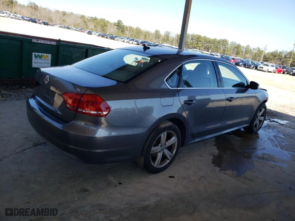 2013 Volkswagen Passat SE w/Sunroof with VIN 1VWBH7A33DC079443, listed as a Copart auction lot 43699995 with 88,620 mi miles and Salvage Title. Bid and sale history available at carsss.com. Image 3.