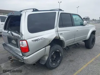 2001 Toyota 4Runner SR5 with VIN JT3HN86R910341766, listed as a IAAI auction lot 41893718 with 247,853 mi miles. Bid and sale history available at carsss.com. Image 4.