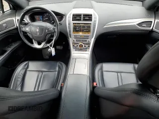 2018 Lincoln MKZ Hybrid Premiere z VIN 3LN6L5KU5JR618555, wystawiony jako Copart lot #56210985 z przebiegiem 136 148 mil mil oraz Szkoda całkowita • Salvage title. Historia ofert i sprzedaży dostępna na DreamBid. Obrazek 8.