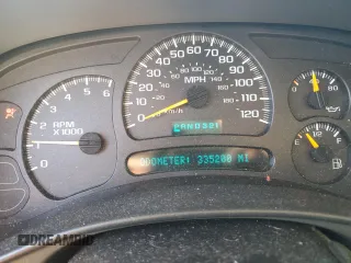 2003 Chevrolet Suburban LT with VIN 3GNEC16ZX3G339798, listed as a Copart auction lot 82293604 with 335,200 mi miles and Salvage Title. Bid and sale history available at carsss.com. Image 9.
