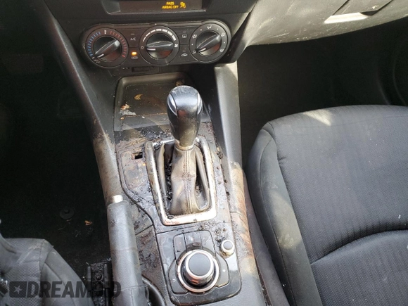2015 Mazda 3 i Sport with VIN 3MZBM1K72FM197155, listed as a Copart auction lot 82616334 with 117,896 mi miles and Salvage Title. Bid and sale history available at DreamBid. Image 9.