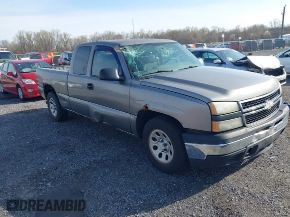 2006 Chevrolet Silverado 1500 Work Truck with VIN 1GCEC19X86Z137663, listed as a IAAI auction lot 41950323 with 151,433 mi miles. Bid and sale history available at carsss.com. Image 1.