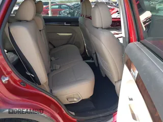 2015 Kia Sorento LX with VIN 5XYKT3A63FG630456, listed as a IAAI auction lot 41817900 with 102,382 mi miles. Bid and sale history available at carsss.com. Image 8.
