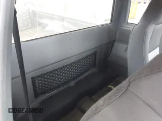 2004 Ford Ranger XL Fleet с VIN 1FTYR15E14PA83020, выставлен на аукционе IAAI как лот 42510080 с пробегом 142 559 миль миль и . История ставок и продаж доступна на DreamBid. Изображение 8.