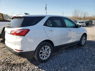 2020 Chevrolet Equinox LS z VIN 3GNAXFEV3LS585393, wystawiony jako Copart lot #48416025 z przebiegiem 105 797 mil mil oraz Szkoda całkowita • Salvage title. Historia ofert i sprzedaży dostępna na DreamBid. Obrazek 3.