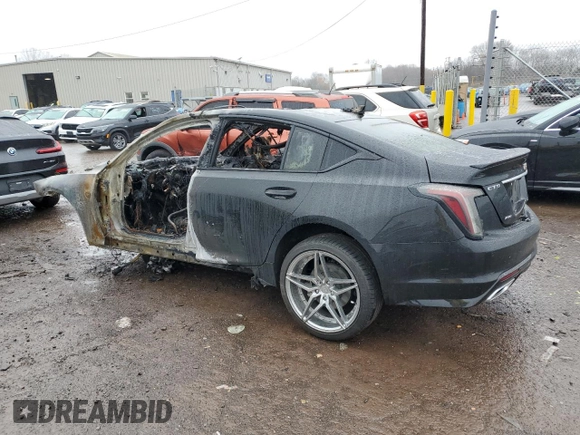 2024 Cadillac CT5 Sport z VIN 1G6DU5RK9R0123044, wystawiony jako Copart lot #81665724 z przebiegiem Nie podano mil oraz Szkoda całkowita • Salvage title. Historia ofert i sprzedaży dostępna na DreamBid. Obrazek 2.