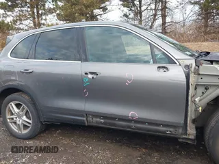 2014 Porsche Cayenne with VIN WP1AA2A24ELA05204, listed as a IAAI auction lot 41452829 with 179,285 mi miles and . Bid and sale history available at DreamBid. Image 14.