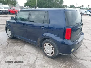 2008 Scion xB z VIN JTLKE50EX81013528, wystawiony jako IAAI lot #42431184 z przebiegiem 189 382 mil mil oraz . Historia ofert i sprzedaży dostępna na DreamBid. Obrazek 3.