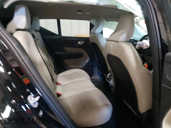 2024 Volvo XC40 Plus Bright Theme with VIN YV4L12UE4R2252652, listed as a Copart auction lot 41743045 with 10,063 mi miles and Salvage Title. Bid and sale history available at DreamBid. Image 11.