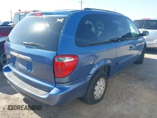 2007 Chrysler Town & Country LWB LX with VIN 2A4GP44R17R266406, listed as a IAAI auction lot 42033861 with 153,870 mi miles. Bid and sale history available at carsss.com. Image 4.