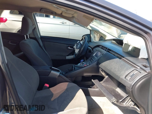 2013 Toyota Prius One with VIN JTDKN3DUXD5661388, listed as a IAAI auction lot 41207260 with 250,530 mi miles and . Bid and sale history available at DreamBid. Image 5.
