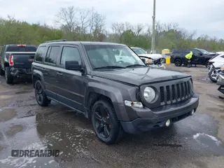 2015 Jeep Patriot Sport z VIN 1C4NJPBA9FD209708, wystawiony jako IAAI lot #41884875 z przebiegiem 201 699 mil mil oraz . Historia ofert i sprzedaży dostępna na DreamBid. Obrazek 1.