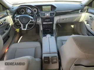 2014 Mercedes-Benz E 350 Sport z VIN WDDHF5KB2EA896323, wystawiony jako Copart lot #56703085 z przebiegiem 125 173 mil mil oraz Szkoda całkowita • Salvage title. Historia ofert i sprzedaży dostępna na DreamBid. Obrazek 8.