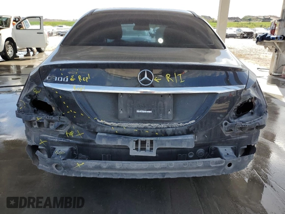 2015 Mercedes-Benz C 300 with VIN 55SWF4JB2FU061794, listed as a Copart auction lot 45213825 with 154,210 mi miles and Salvage Title. Bid and sale history available at carsss.com. Image 6.