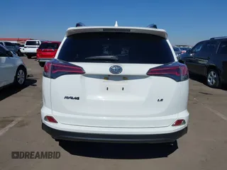 2017 Toyota RAV4 LE z VIN JTMZFREV7HJ143595, wystawiony jako IAAI lot #41626422 z przebiegiem 78 236 mil mil oraz . Historia ofert i sprzedaży dostępna na DreamBid. Obrazek 17.