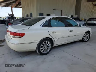 2008 Hyundai Azera Limited with VIN KMHFC46F18A275639, listed as a Copart auction lot 57425425 with 131,118 mi miles and Salvage title. Bid and sale history available at DreamBid. Image 3.