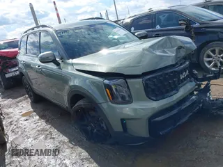 2024 Kia Telluride EX with VIN 5XYP3DGC9RG468071, listed as a IAAI auction lot 41678879 with 26,181 mi miles and . Bid and sale history available at carsss.com. Image 1.